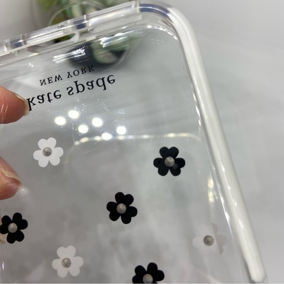 KATE SPADE - Scatter Flower iPhone 12 mini phone case 2020 5.4” - Picture 2 of 7